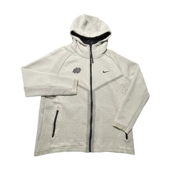 NEW Nike Tech Sportswear Jacket Mens XL Gray NSW Windrunner Hoodie CJ5147-072